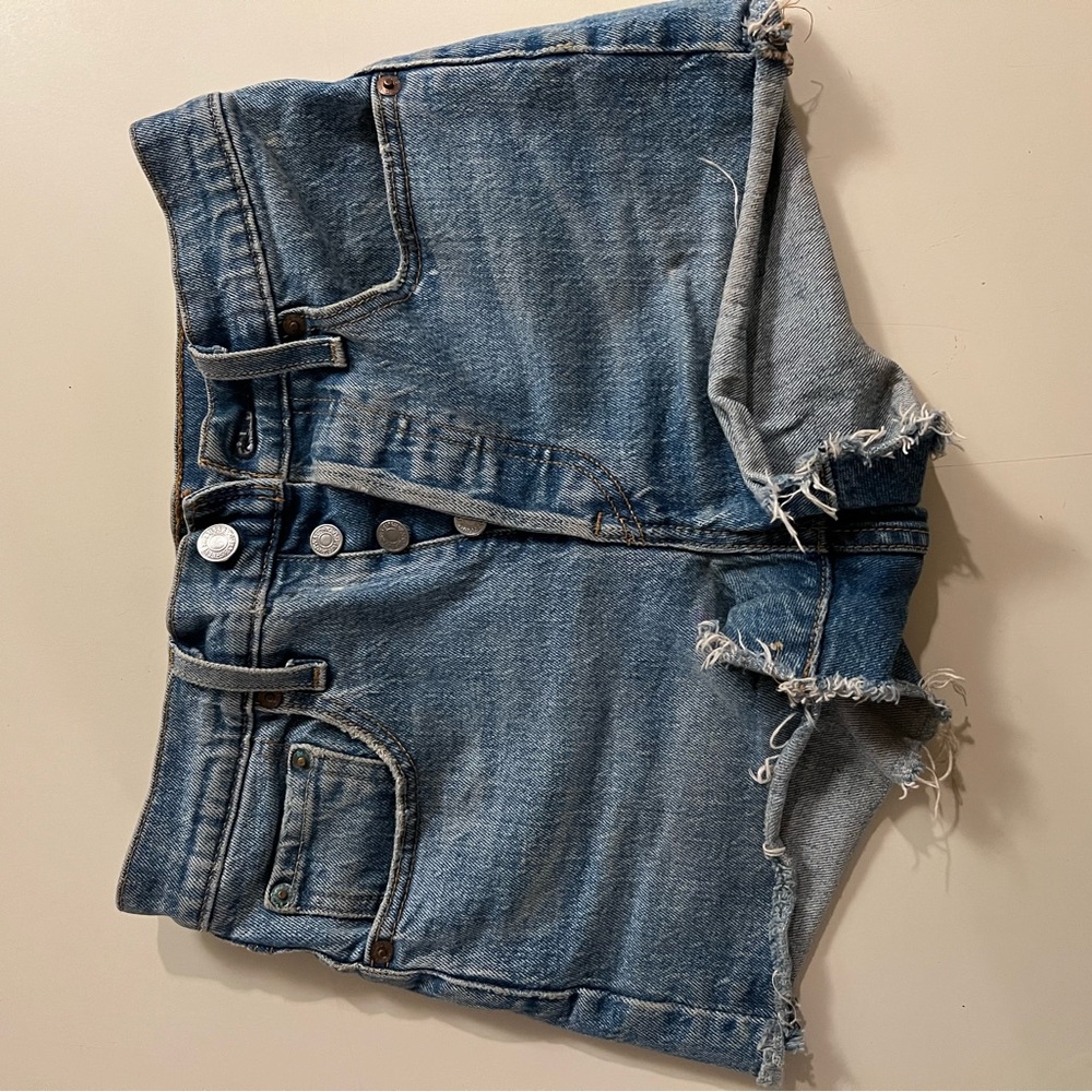 Levi’s high rise shorts